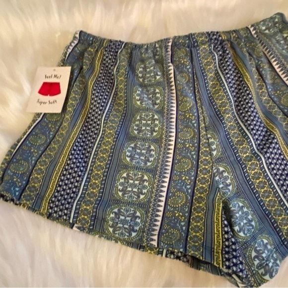 NWT Bobbie Brooks Size L Women’s Shorts - Picture 9 of 14